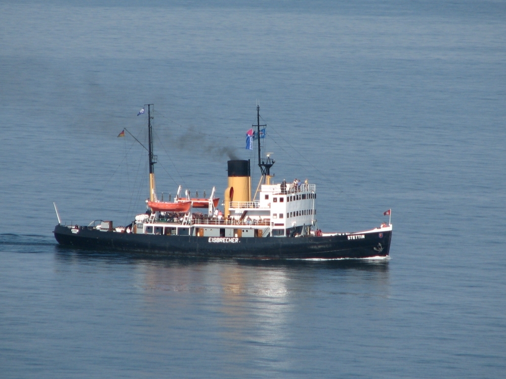 Der Dampfeisbrecher "Stettin"/Baujahr 1933 Stettiner Oderwerke.