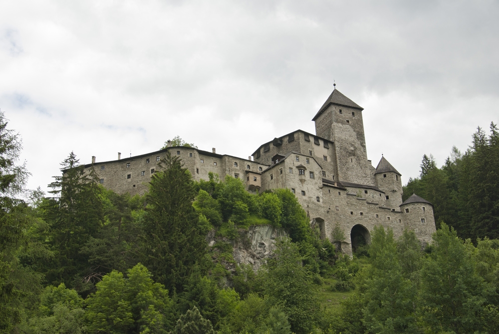 Burg Taufers